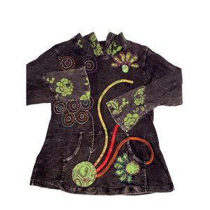 Rising international hoodie, size extra large, girls front pocket black distress